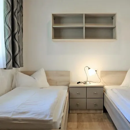 Rosi-1 By Interhome דירה וורפנוונג